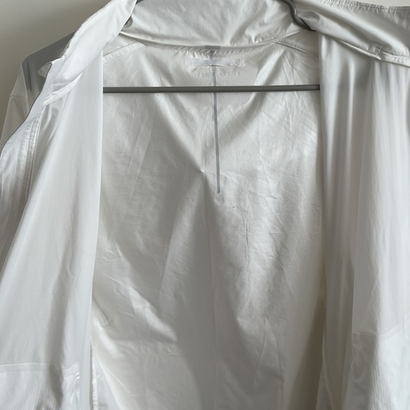 Lululemon white windbreaker mens size m medium - Picture 4 of 4